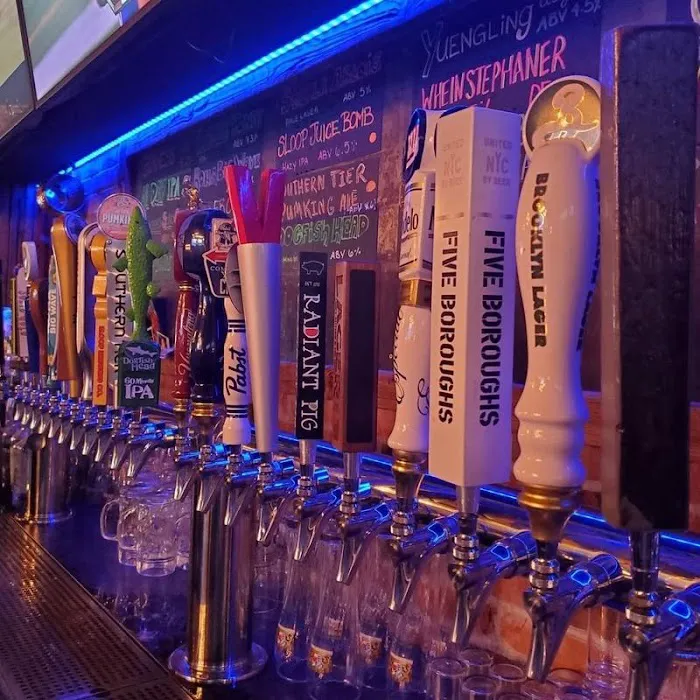 Craft Kitchen & Tap House Wantagh Picture 6