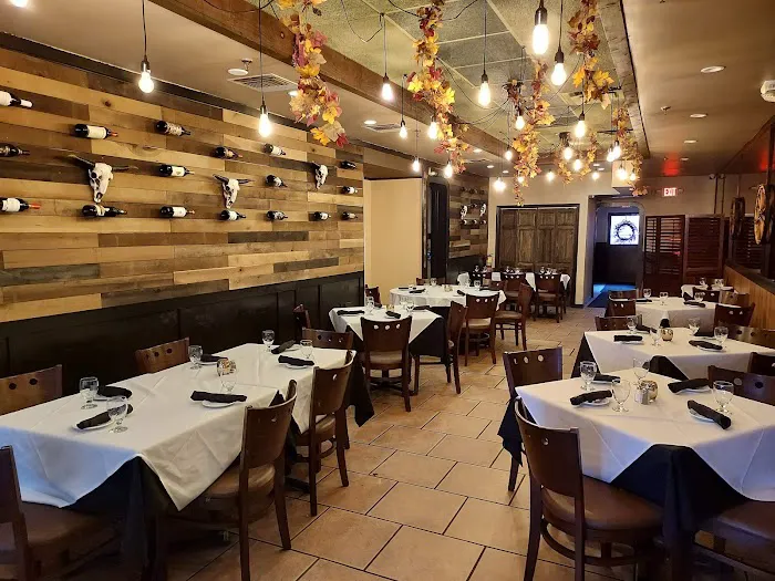 Vincent's Steakhouse Picture 2