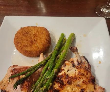 Thom Thom Steak & Seafood