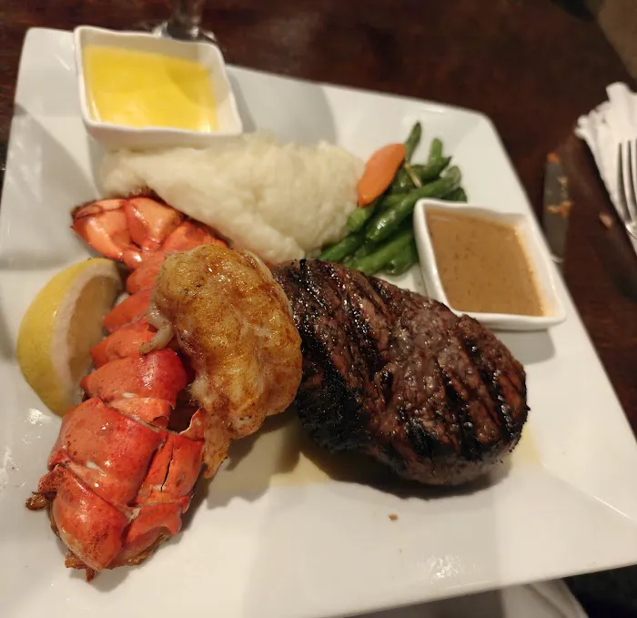 Thom Thom Steak & Seafood Picture 9