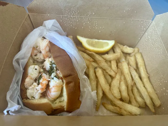 DJ's Clam Shack Wantagh Picture 5