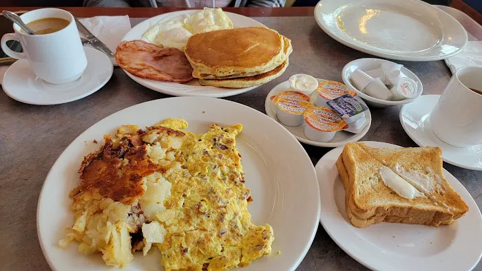 Lighthouse Diner Picture 6