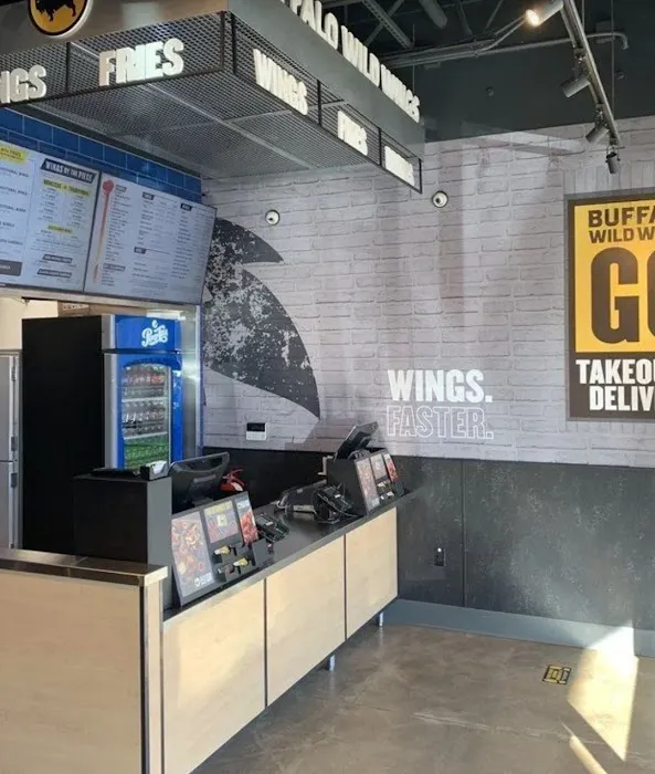 Buffalo Wild Wings 'GO' Picture 3