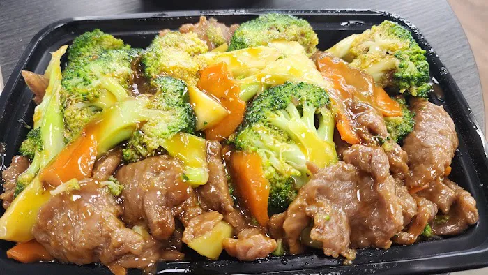 Chung Hing Chinese Kitchen/ Bellmore Picture 2