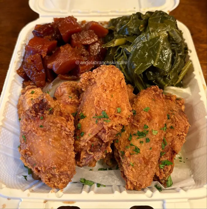 Monai’s Soulfood Restaurant Picture 3