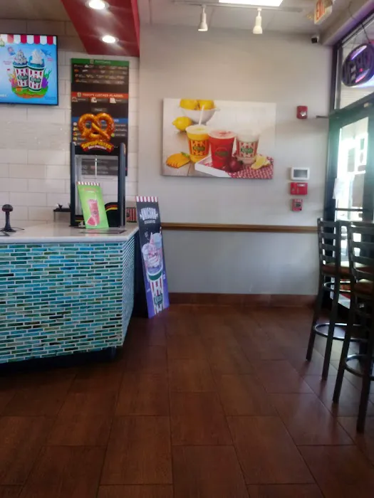 Chester's Chicken Picture 4