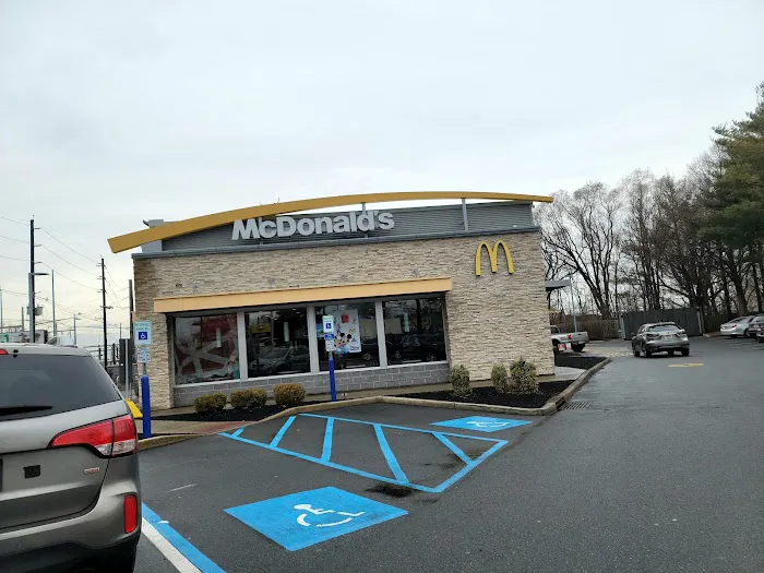 McDonald's Picture 9