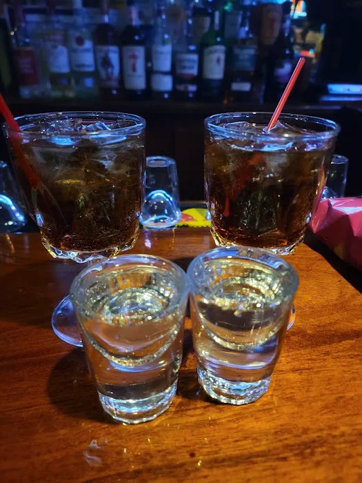 Shea's Emerald Bar Picture 2