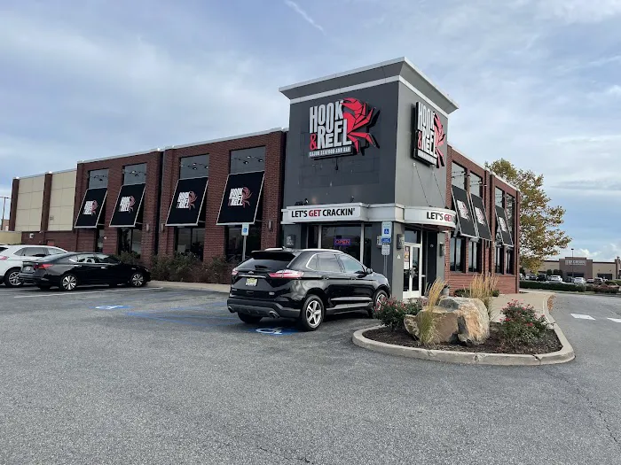 Hook & Reel Cajun Seafood & Bar Picture 10