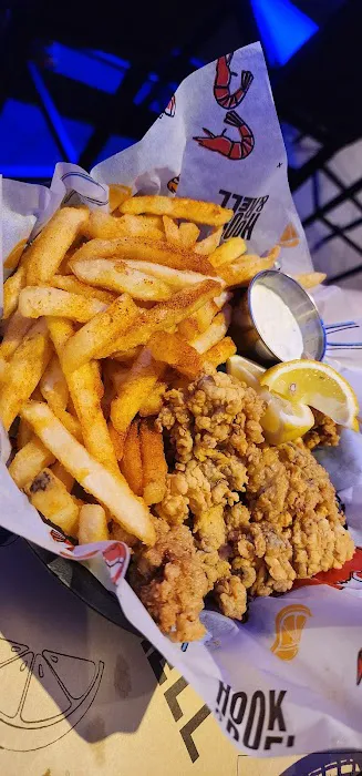 Hook & Reel Cajun Seafood & Bar Picture 6
