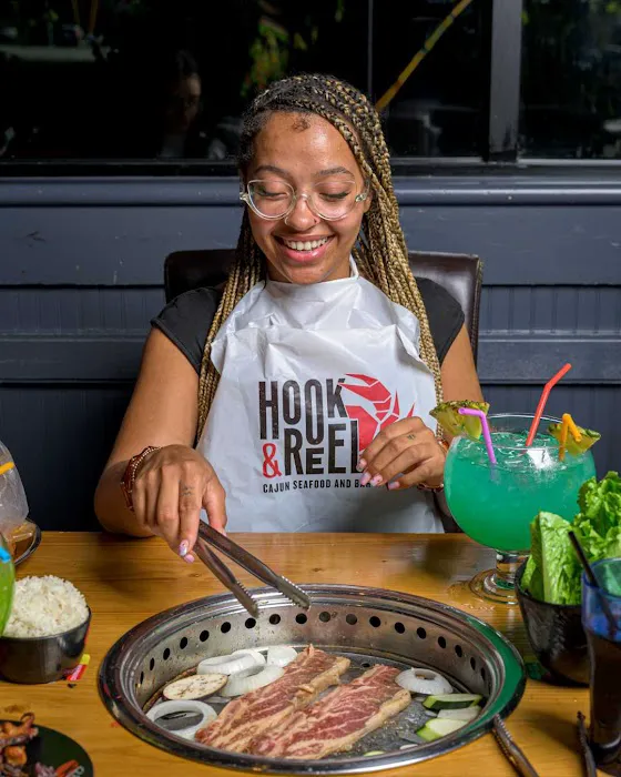 Hook & Reel Cajun Seafood & Bar Picture 4