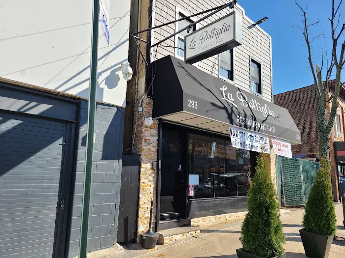 La Bottiglia Italian Restaurant Picture 9