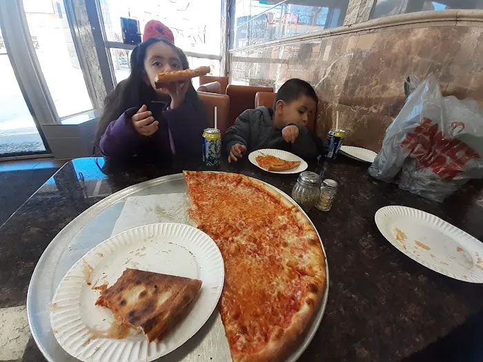 Piccolo Pinos Pizzeria Picture 9