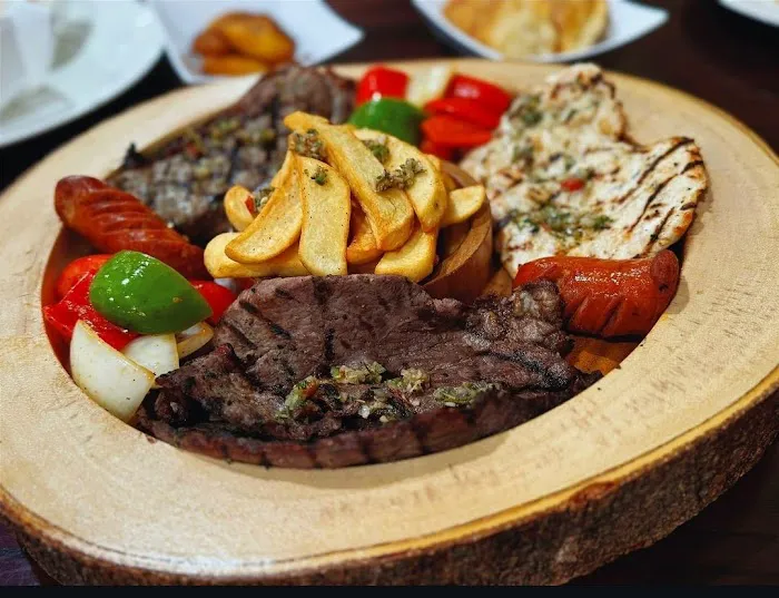 Mia's Rostiseria Y Parrilladas Picture 7