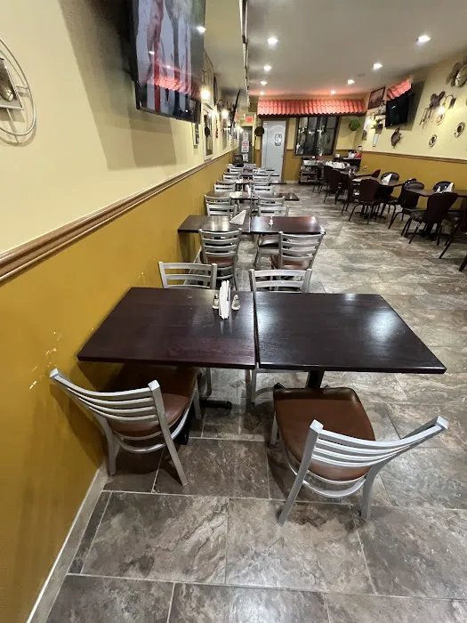 Mia's Rostiseria Y Parrilladas Picture 5