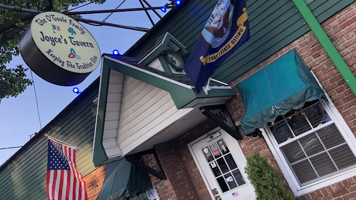 Joyce's Tavern Picture 6