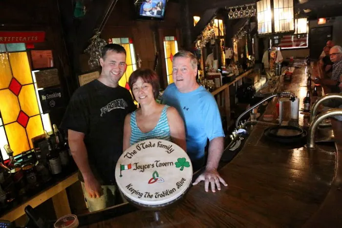 Joyce's Tavern Picture 2