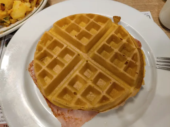 Mike Jr’s Richmond Diner Picture 6