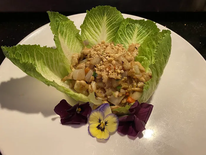 Tomo Sushi Japanese Cuisine & Bar Picture 9