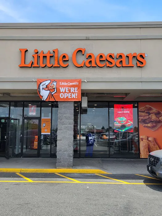 Little Caesars Pizza Picture 6