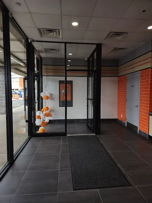 Little Caesars Pizza Picture 1