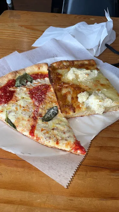 Mamma Mia Pizzeria & Cucina Picture 8