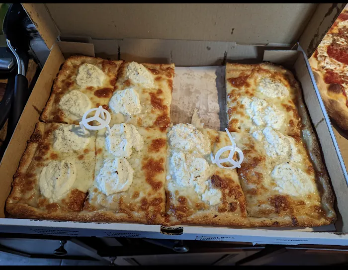 Mamma Mia Pizzeria & Cucina Picture 3