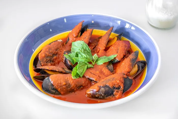 Sunset Pizza Picture 4