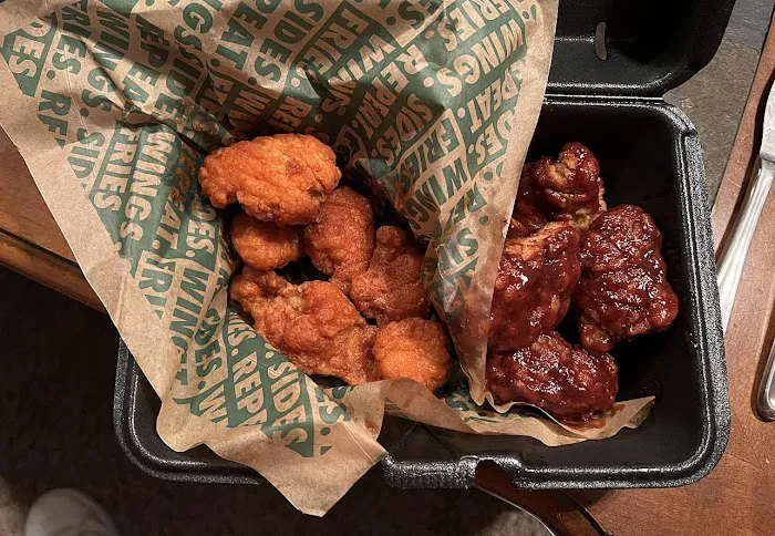Wingstop Picture 2
