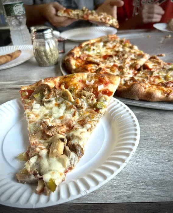 Royal Pizza Picture 8