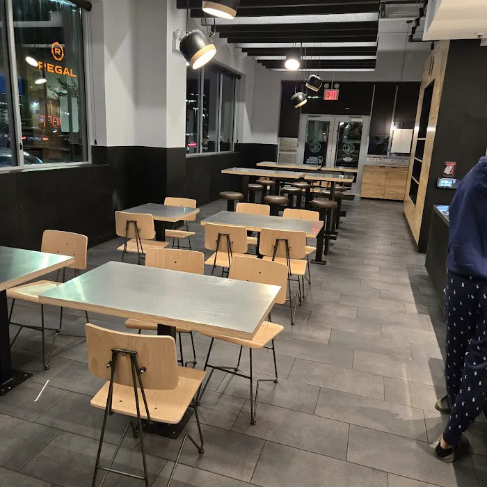 Chipotle Mexican Grill Picture 6