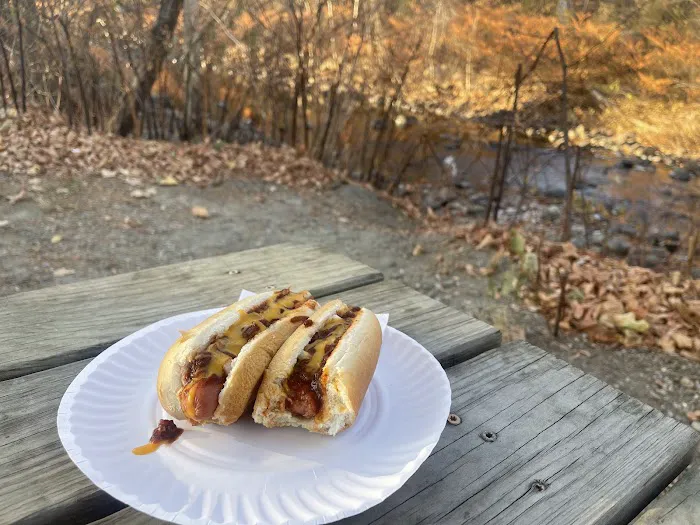 Busy Bee Lunch Picture 6