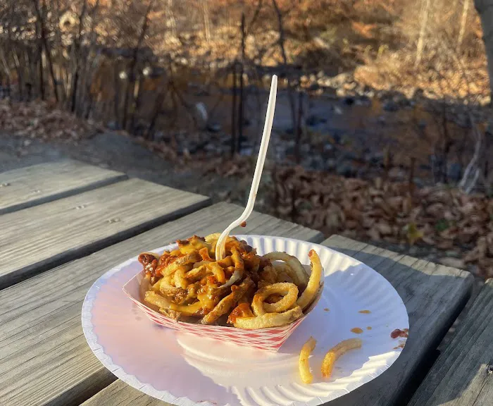 Busy Bee Lunch Picture 4