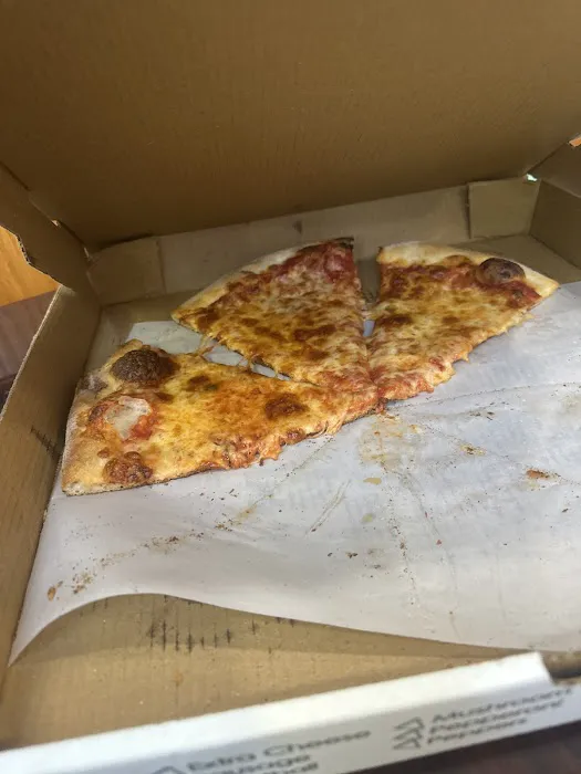 Danny's Pizza Picture 4