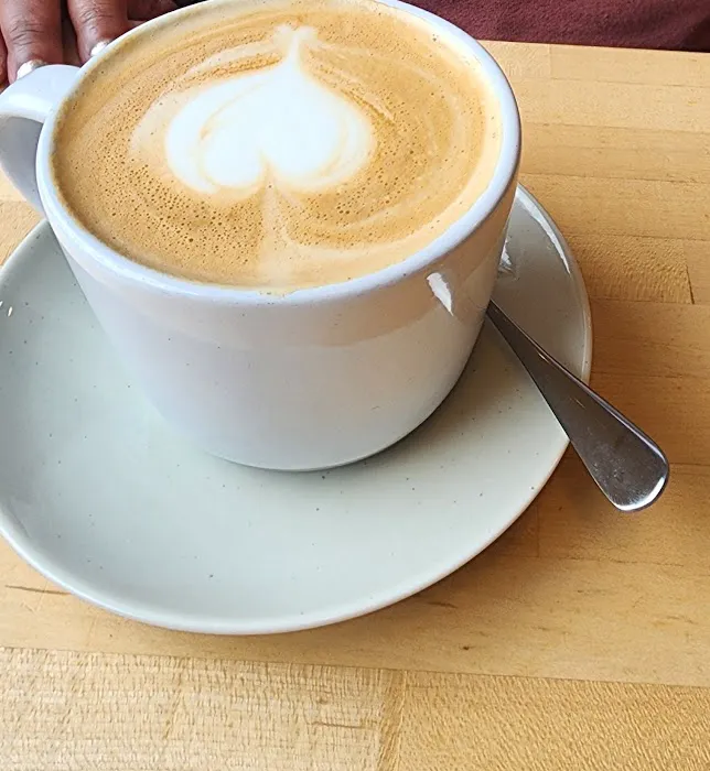 Oasis Diner Picture 6