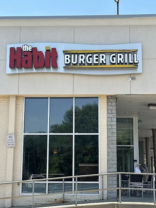 Habit Burger & Grill Picture 4