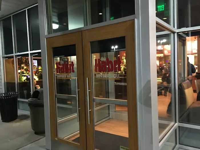 Habit Burger & Grill Picture 5