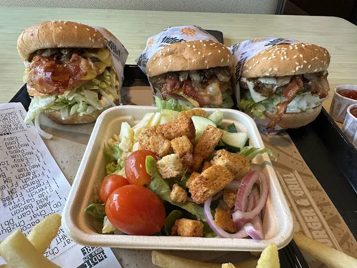 Habit Burger & Grill Picture 7