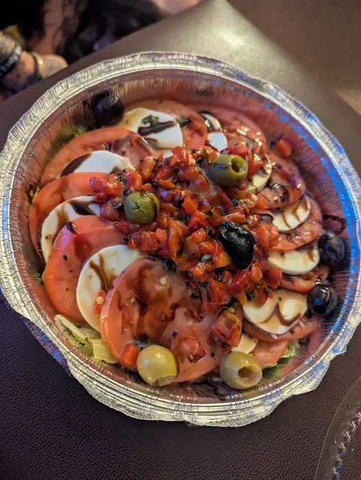 Palermo's Pizzeria & Family Restaurant Picture 4