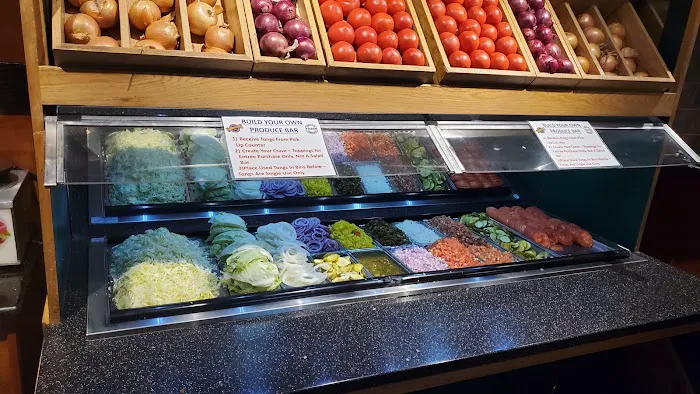 Fuddruckers Picture 3