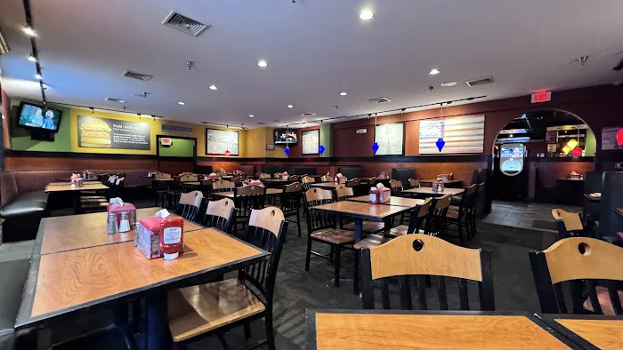 Fuddruckers Picture 5