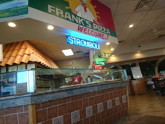 Frank's Pizza (Roseland) Picture 3