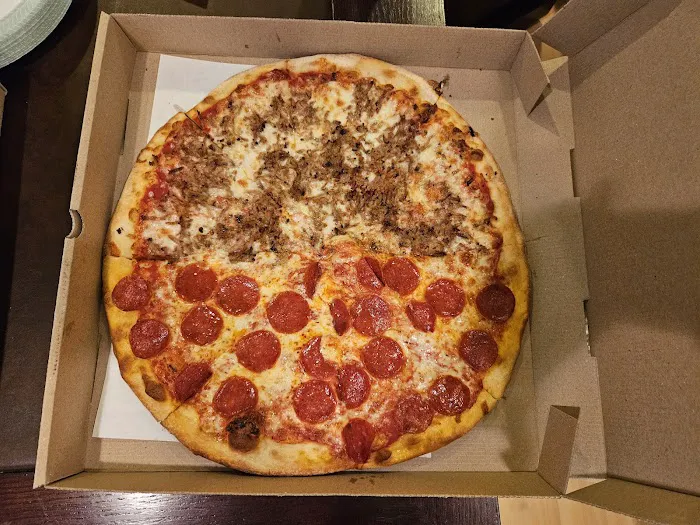 Frank's Pizza (Roseland) Picture 5