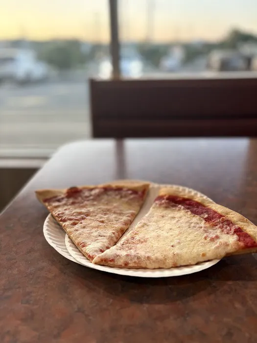 Frank's Pizza (Roseland) Picture 1