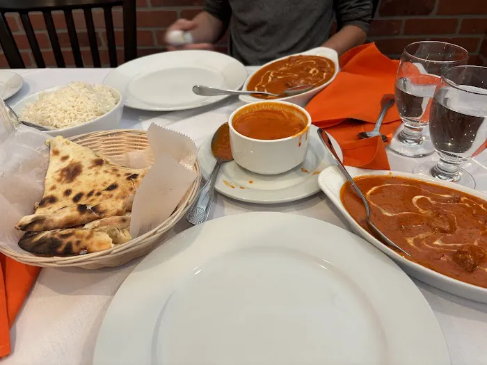 MR Tandoor Indian Cuisine Picture 4