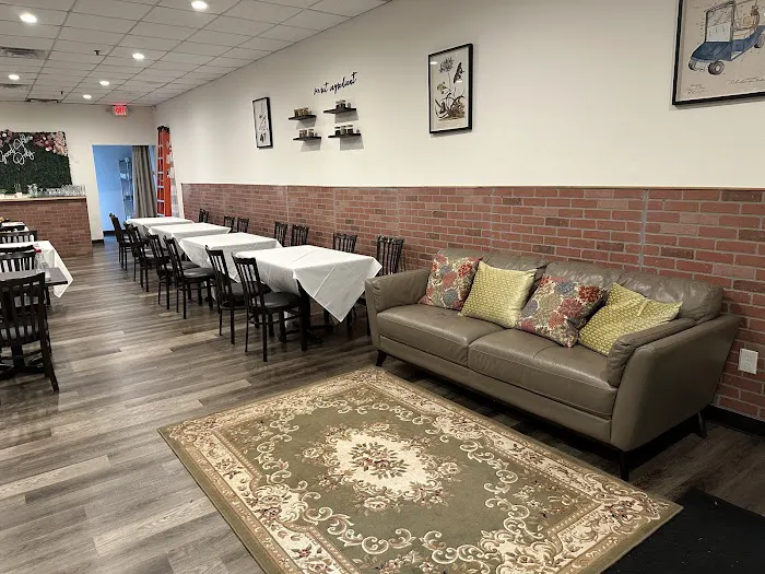 MR Tandoor Indian Cuisine Picture 7