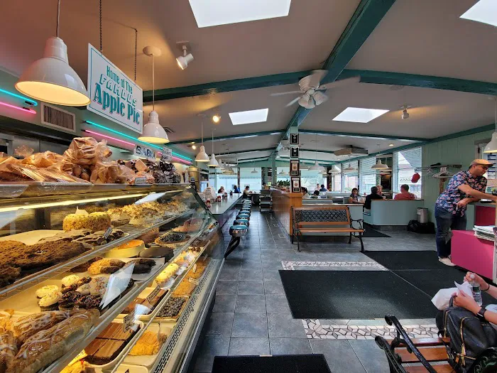 Ritz Diner Picture 7