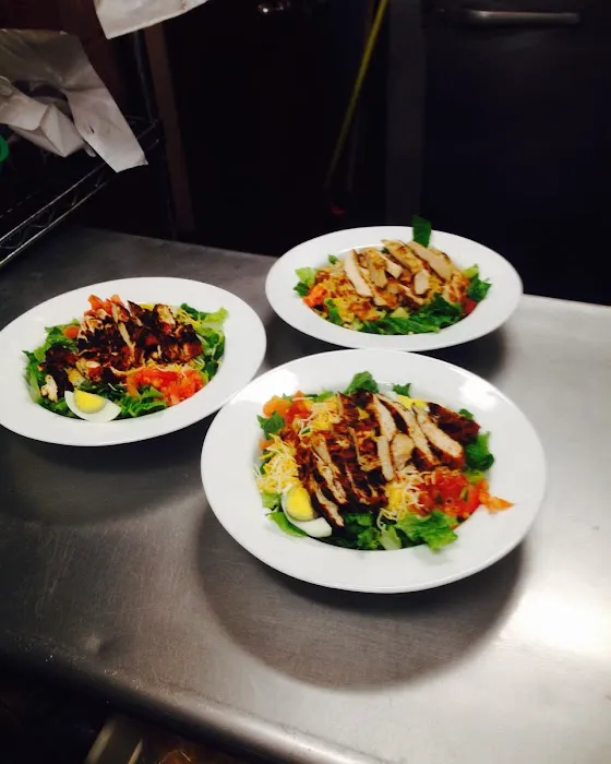 Lisa's Buffalo Grille Picture 1