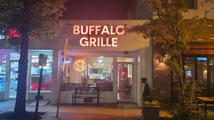 Lisa's Buffalo Grille Picture 5