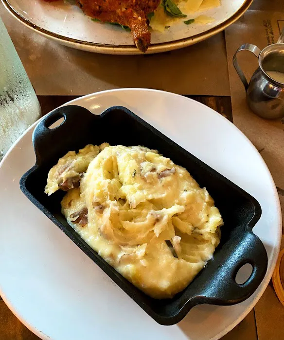 Old Fields Restaurant Greenlawn Picture 4